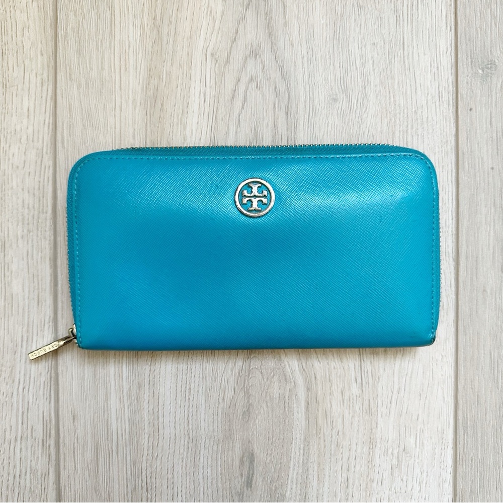 Tory Burch Turquoise Billfold Wallet